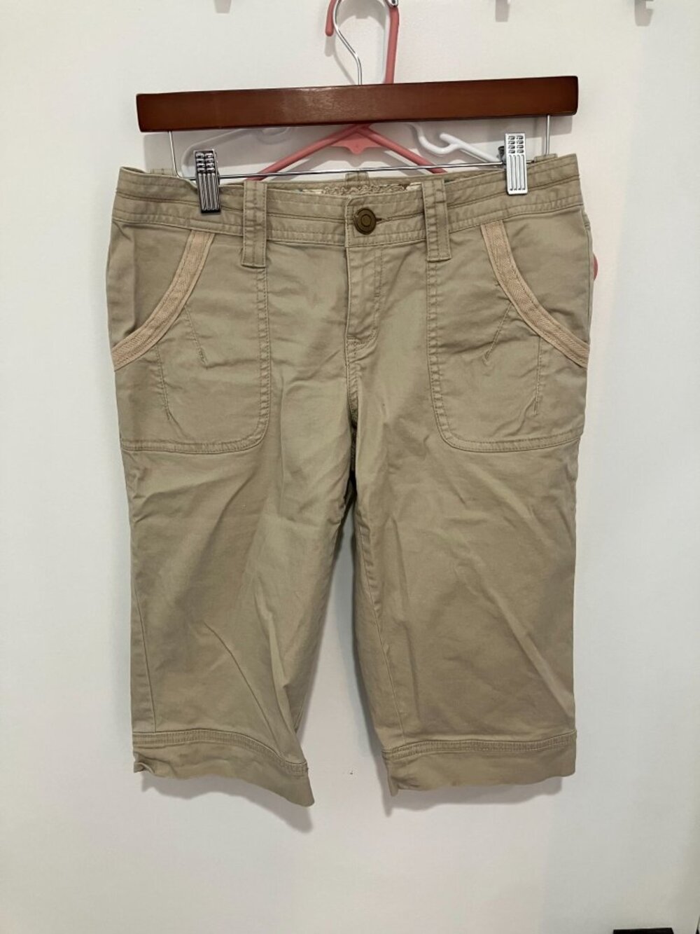 So Wear It Declare It Juniors Long Shorts, Beige/Tan, Size 5, Y2K